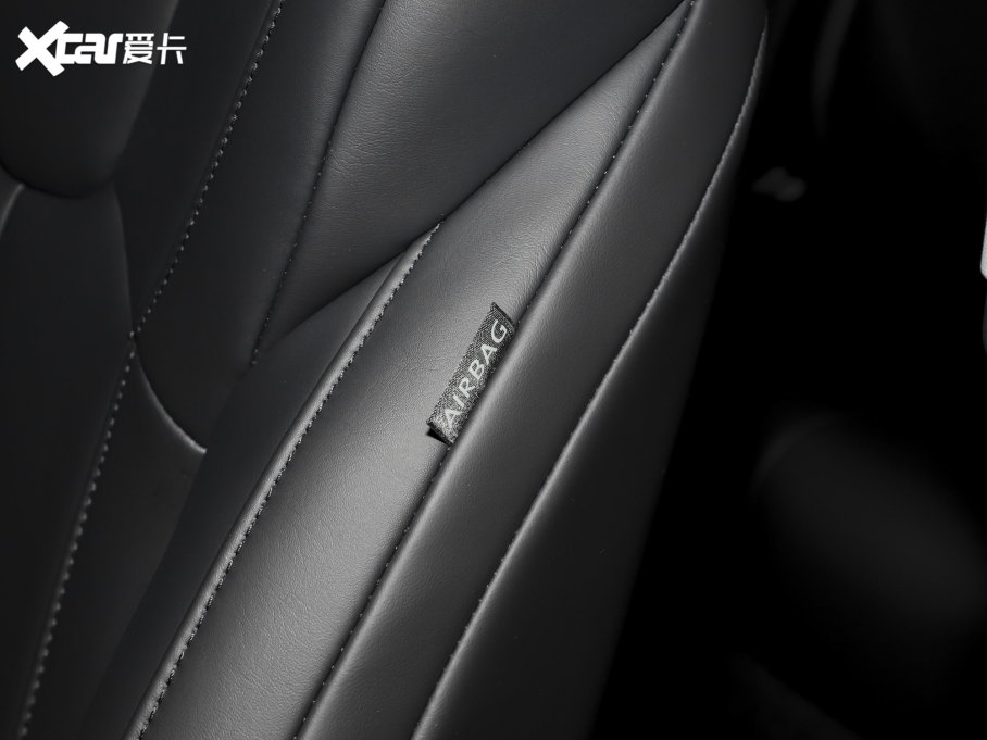 2023vT90 1.5T DCT Ԅm