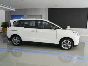 2023款PRO 舒享出行版 419km 正侧（右）