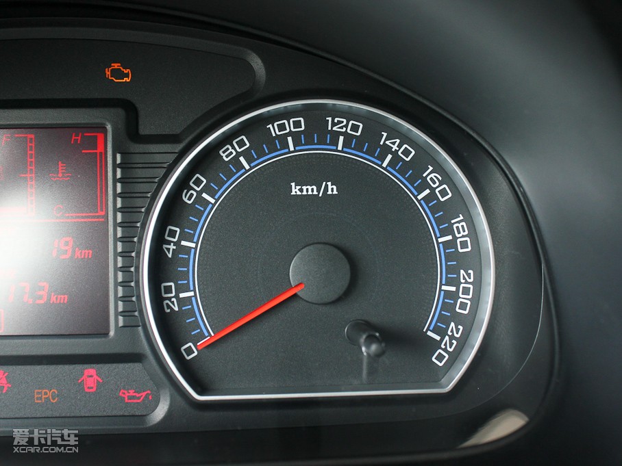 2011��vB50 1.6L �Ԅ��촰��