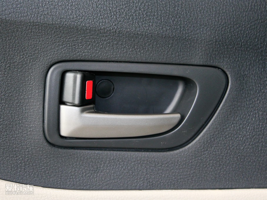 2011vB50 1.6L Ԅ(dng)촰