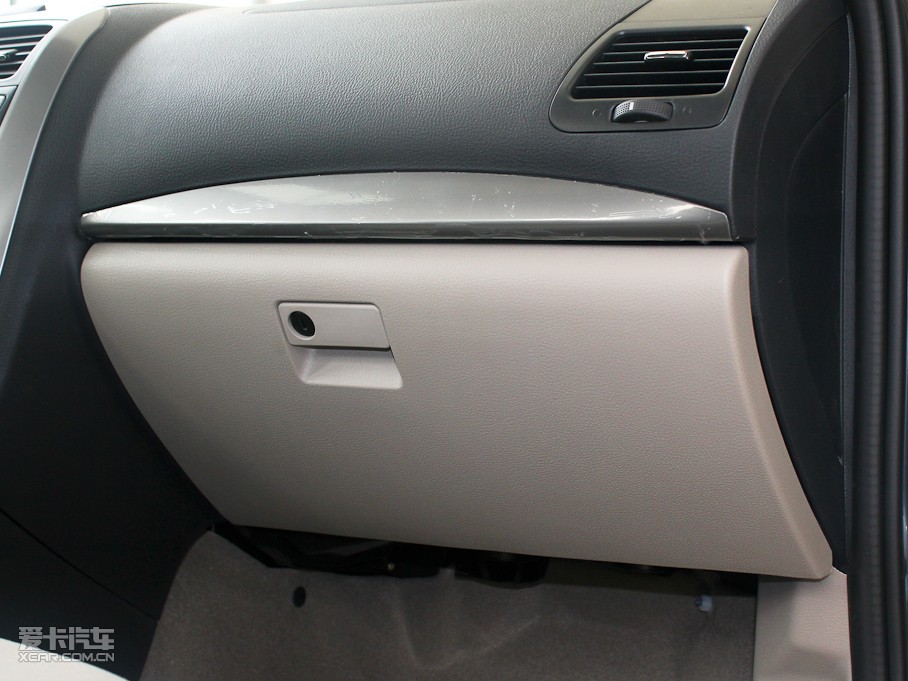 2011vB50 1.6L Ԅ촰