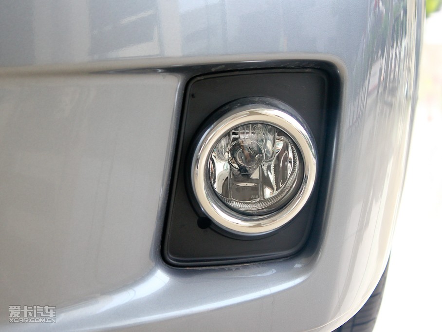 2011��vB50 1.6L �Ԅ��촰��