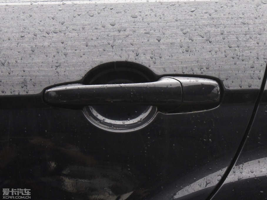 2011��vB50 1.6L �ԄӺ��A��