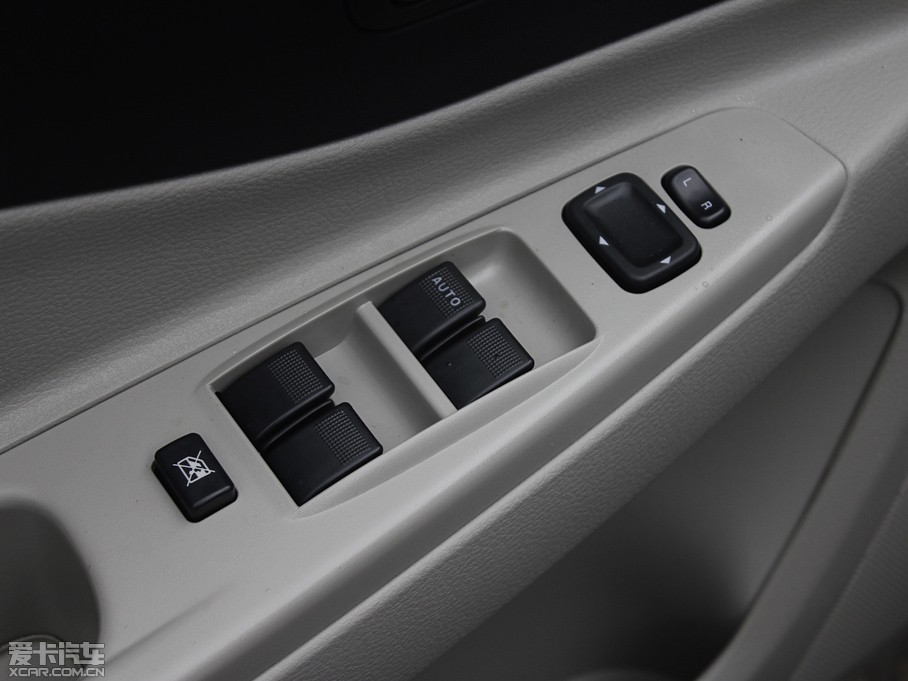 2011vB50 1.6L ԄӺA