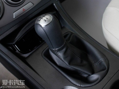 奔騰 2011款奔騰B50