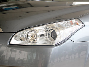 2011款1.6L 自动天窗版 细节外观
