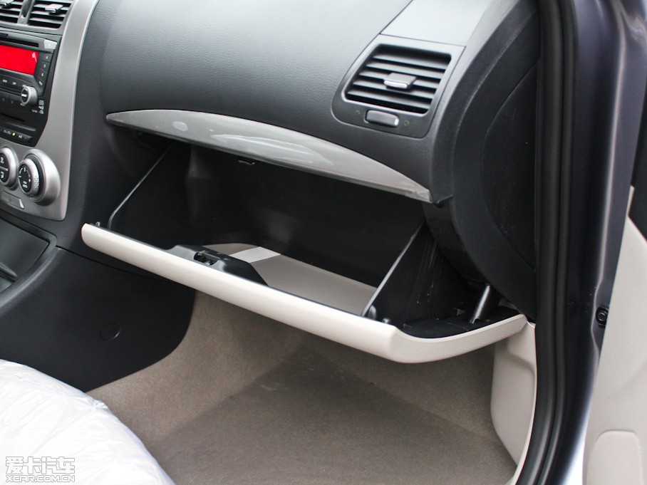 2012vB50 1.6L Ԅ(dng)A