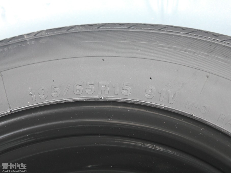 2012��vB50 1.6L �ԄӺ��A��