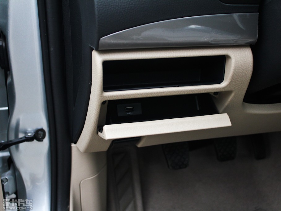 2012��vB50 1.6L �քӕr�а�