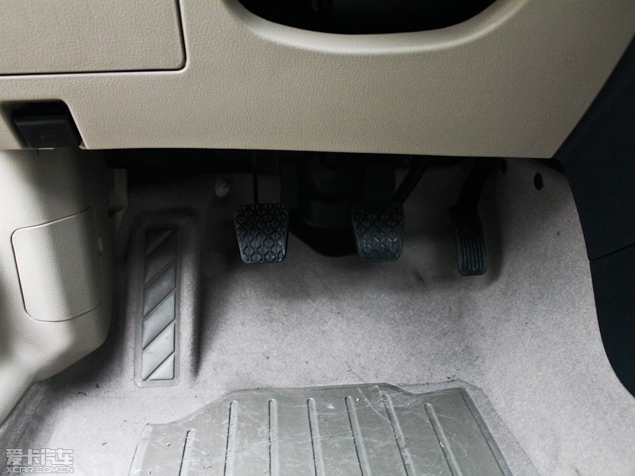 2012��vB50 1.6L �քӕr�а�