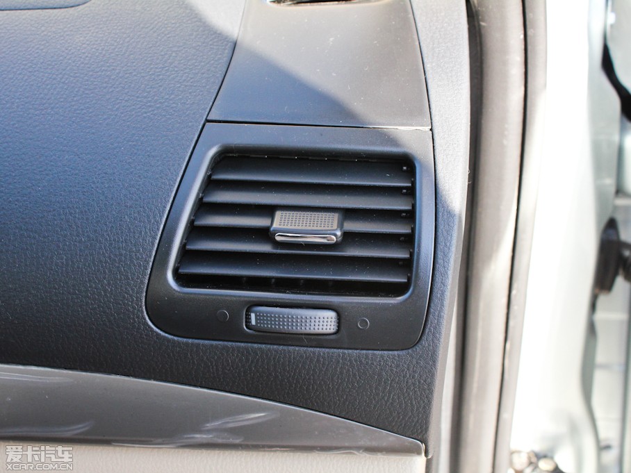 2012vB50 1.6L ք촰