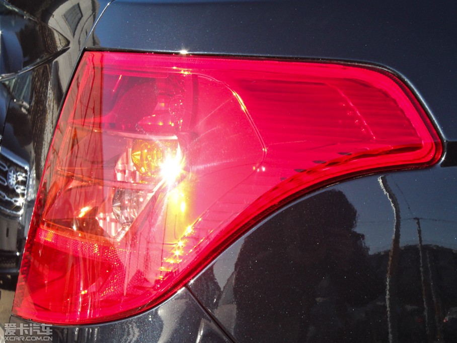 2012��vB50 1.6L �Ԅ����F��