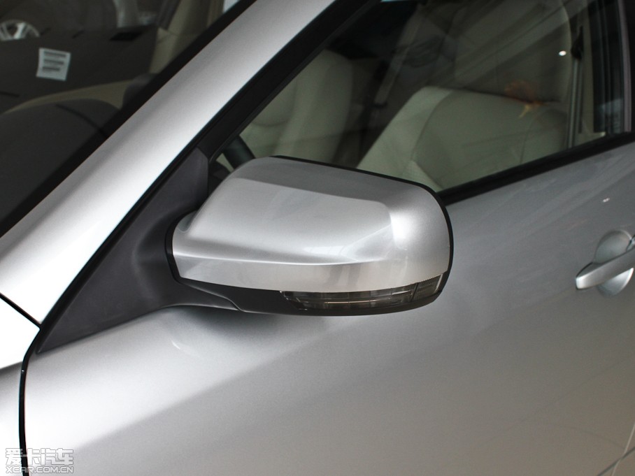 2012��vB50 1.6L �Ԅ��촰��