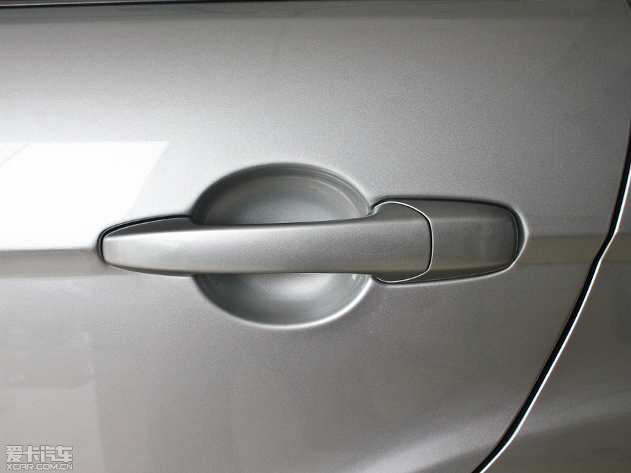 2012��vB50 1.6L �Ԅ��촰��