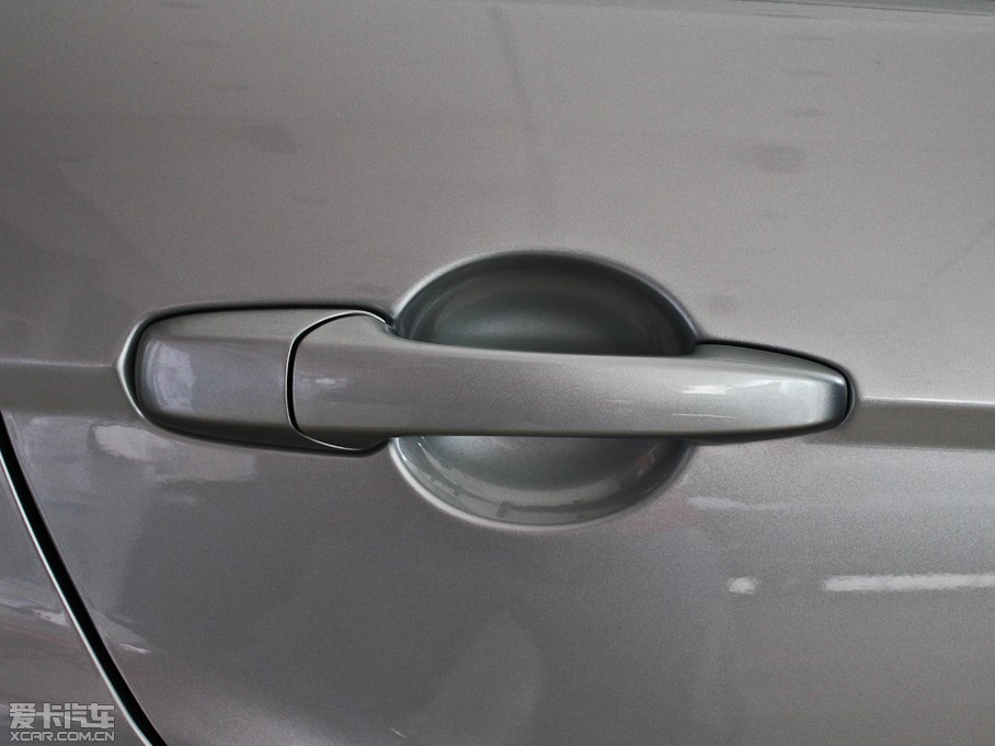 2012��vB50 1.6L �Ԅ�(d��ng)�촰��