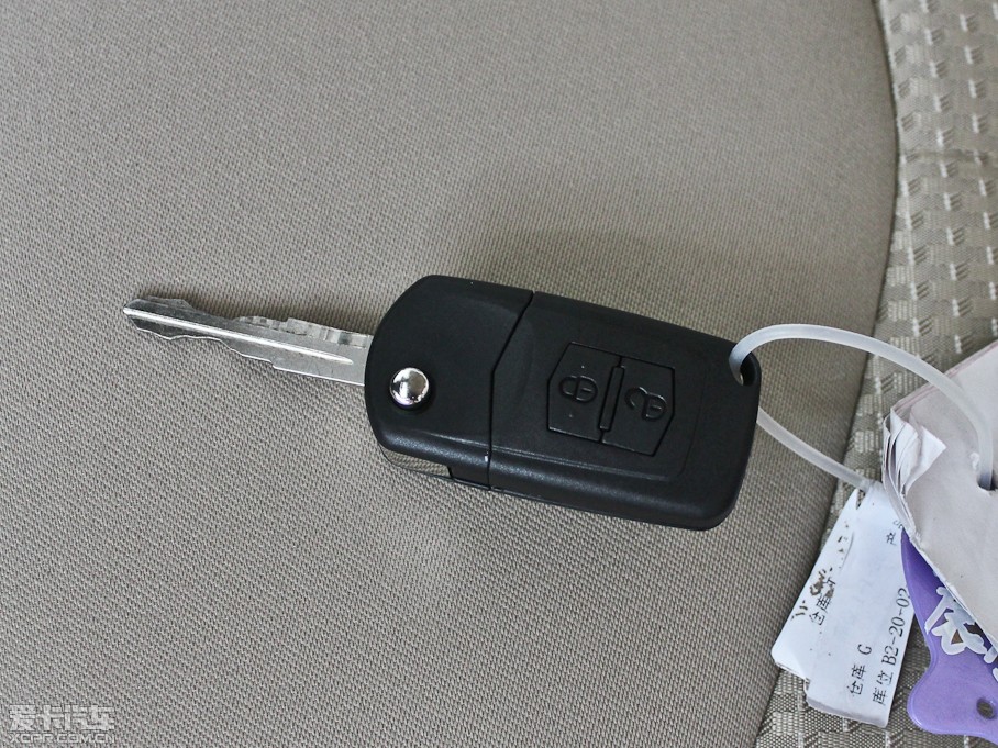 2012��vB50 1.6L �Ԅ��촰��