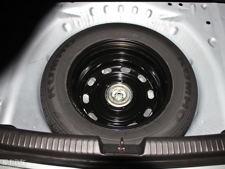 2012��vB50 1.6L �Ԅ�(d��ng)�촰��