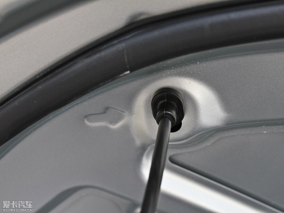 2012��vB50 1.6L �Ԅ��촰��