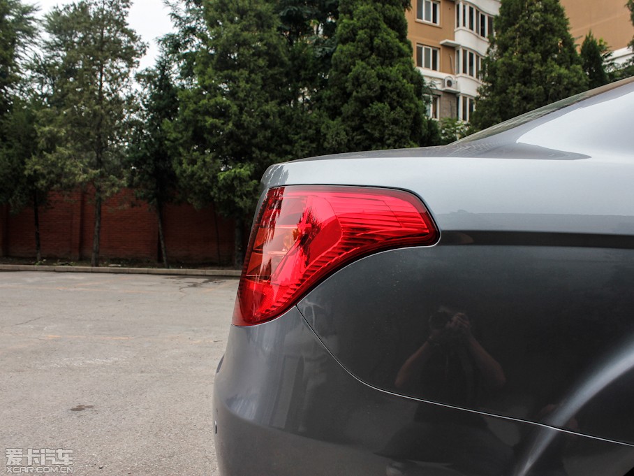 2012��vB50 1.6L �Ԅӕr�а�