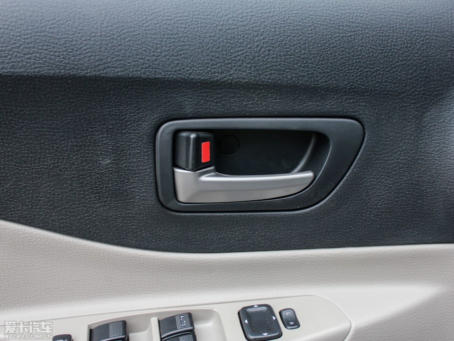 2012��vB50 1.6L �Ԅӕr�а�