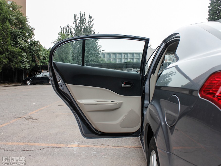 2012��vB50 1.6L �Ԅӕr�а�