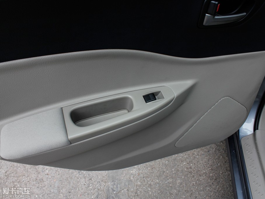 2012��vB50 1.6L �Ԅӕr�а�