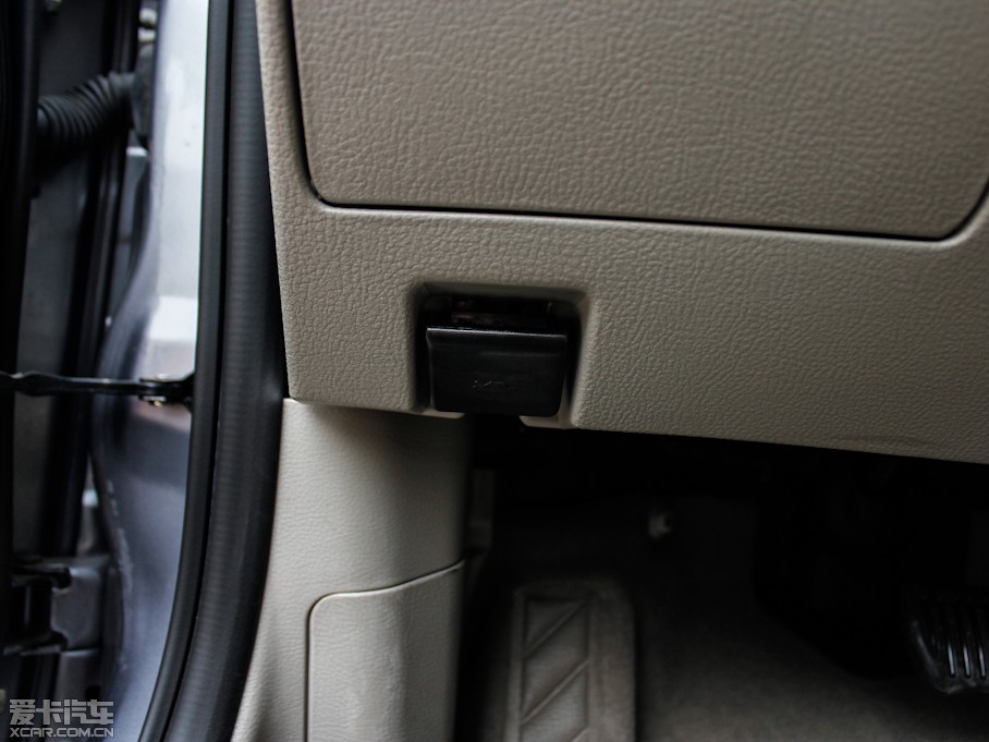 2012��vB50 1.6L �Ԅӕr�а�