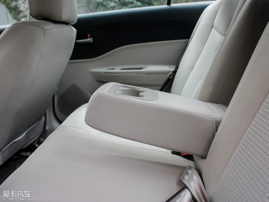 2012��vB50 1.6L �Ԅ�(d��ng)�r(sh��)�а�