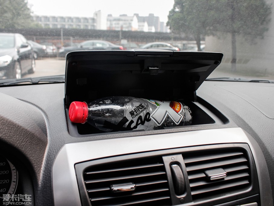 2012��vB50 1.6L �Ԅӕr�а�