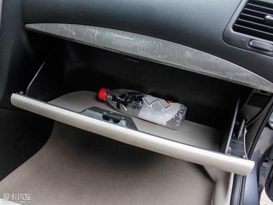 2012��vB50 1.6L �Ԅӕr�а�