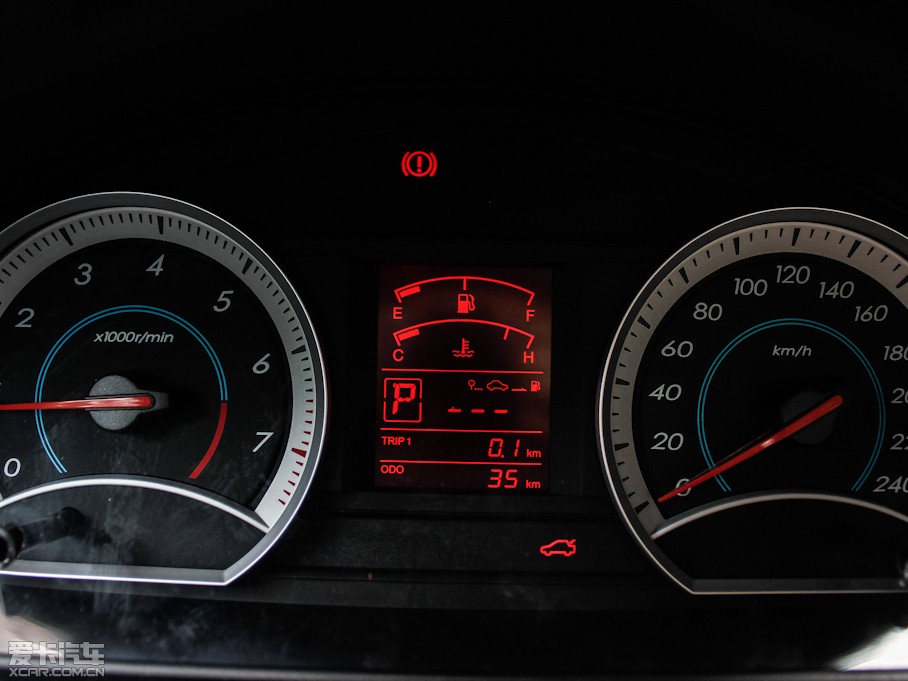 2012��vB50 1.6L �Ԅ�(d��ng)�r(sh��)�а�