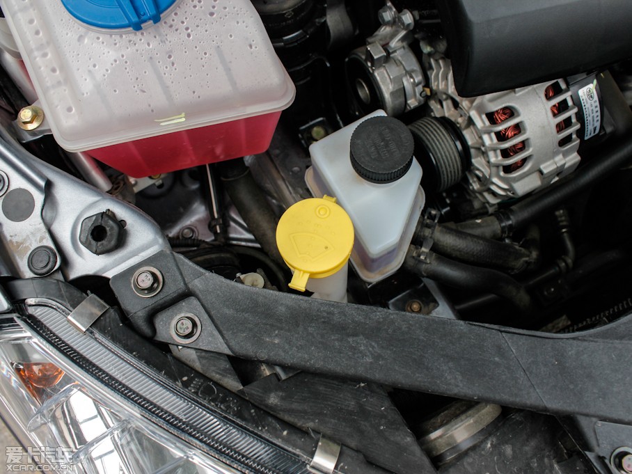 2012��vB50 1.6L �Ԅӕr�а�