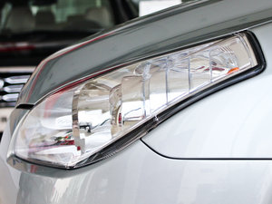 2012款1.6L 手动尊贵版 细节外观