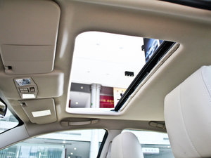 2012款1.6L 手动尊贵版 空间座椅