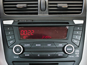 2012款1.6L 手动尊贵版 音响调节