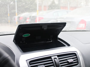 2012款1.6L 自动豪华版 空间座椅