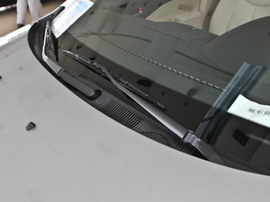 2012款1.6L 自动天窗版 雨刷