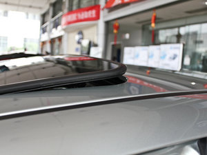 2012款1.6L 自动天窗版 细节外观