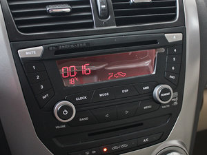 2012款1.6L 自动天窗版 中控区