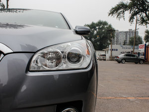 2012款1.6L 自动时尚版 大灯