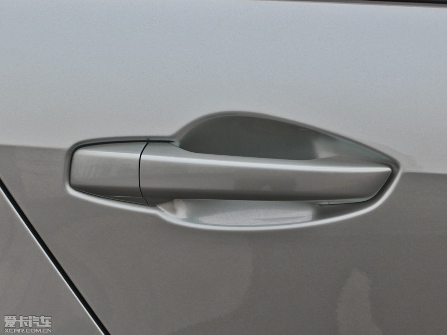 2012vB90 2.0L Ԅm