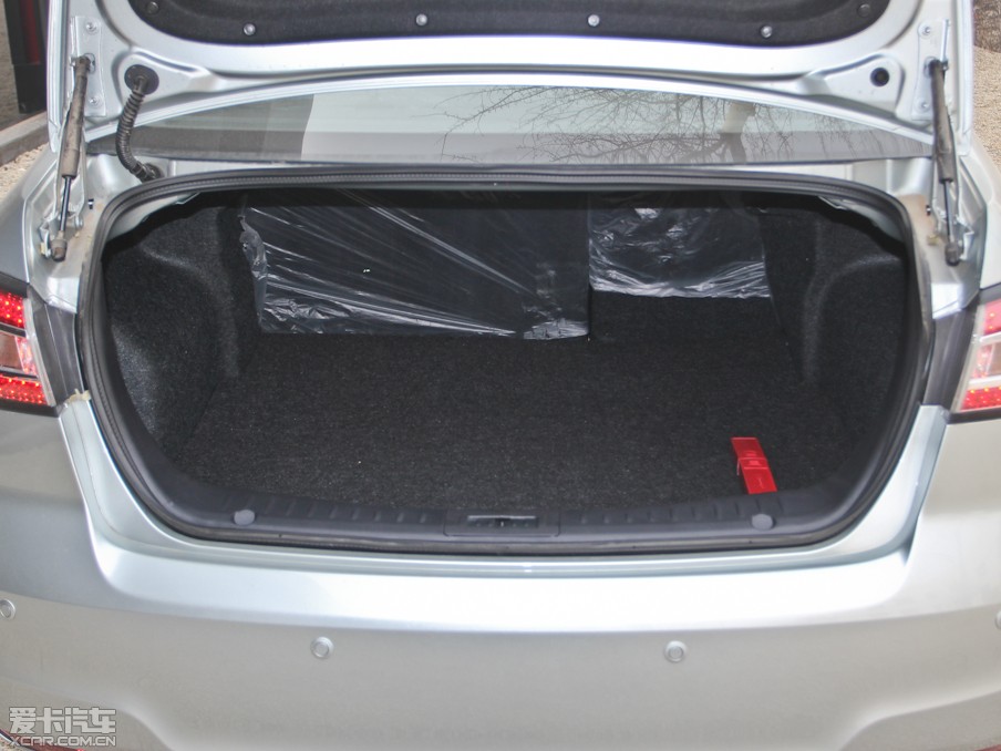 2012vB90 2.0L Ԅm