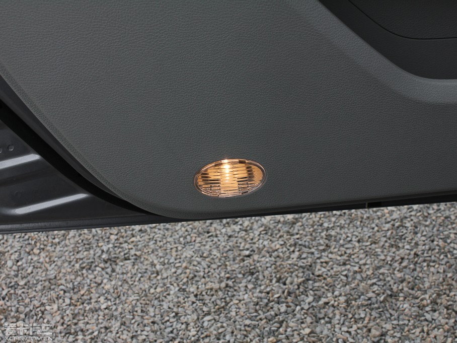 2012vB90 2.0L քӺA