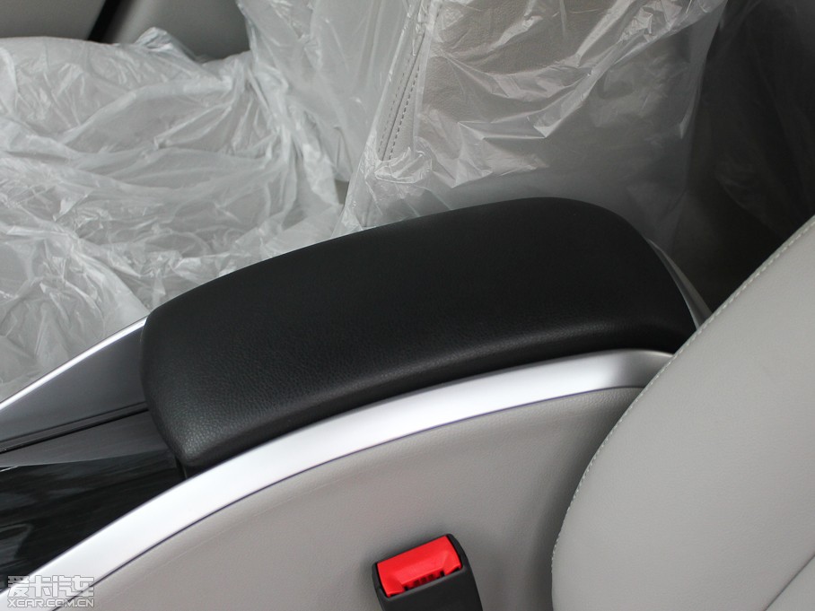 2012vB90 2.0L քӺA