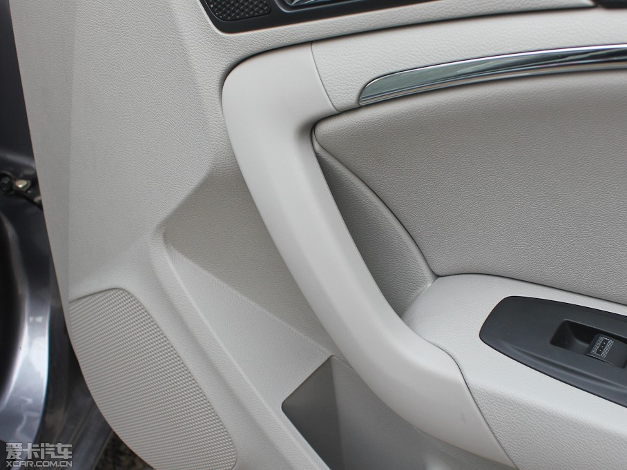 2012vB90 2.0L քӺA