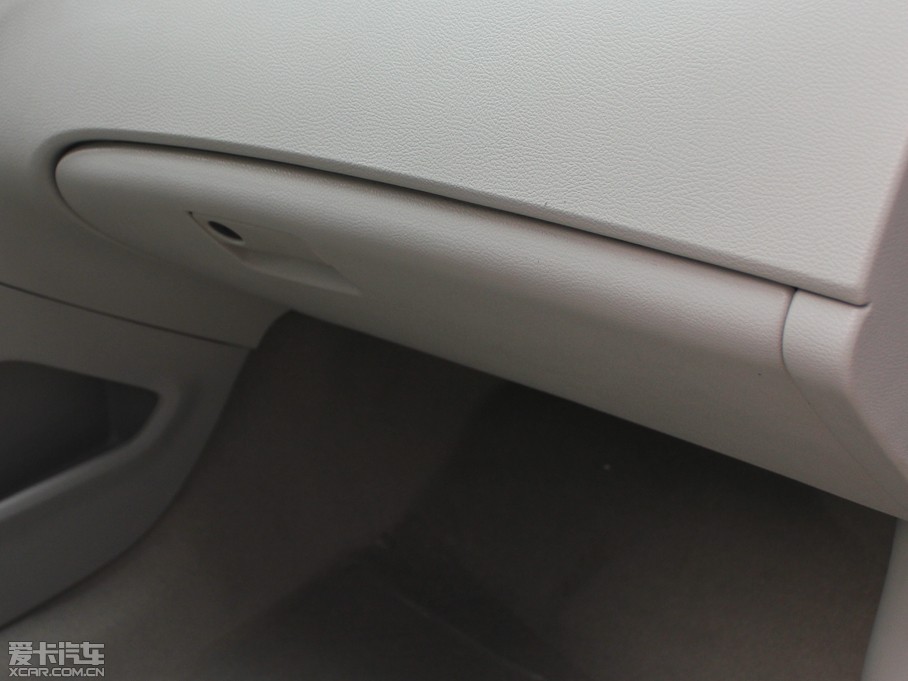 2012vB90 2.0L քӺA