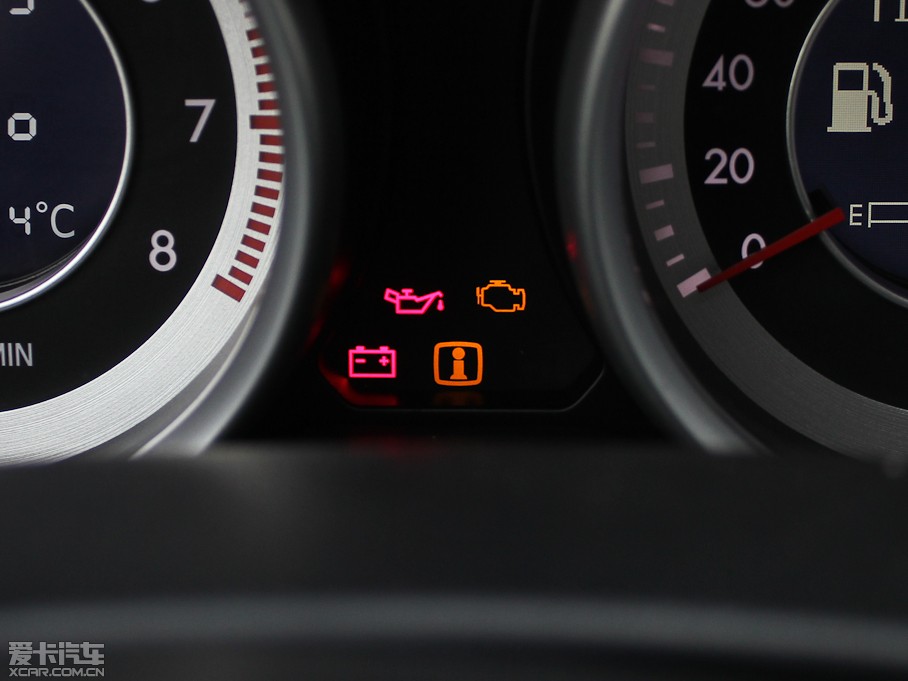 2012vB90 2.0L քӺA