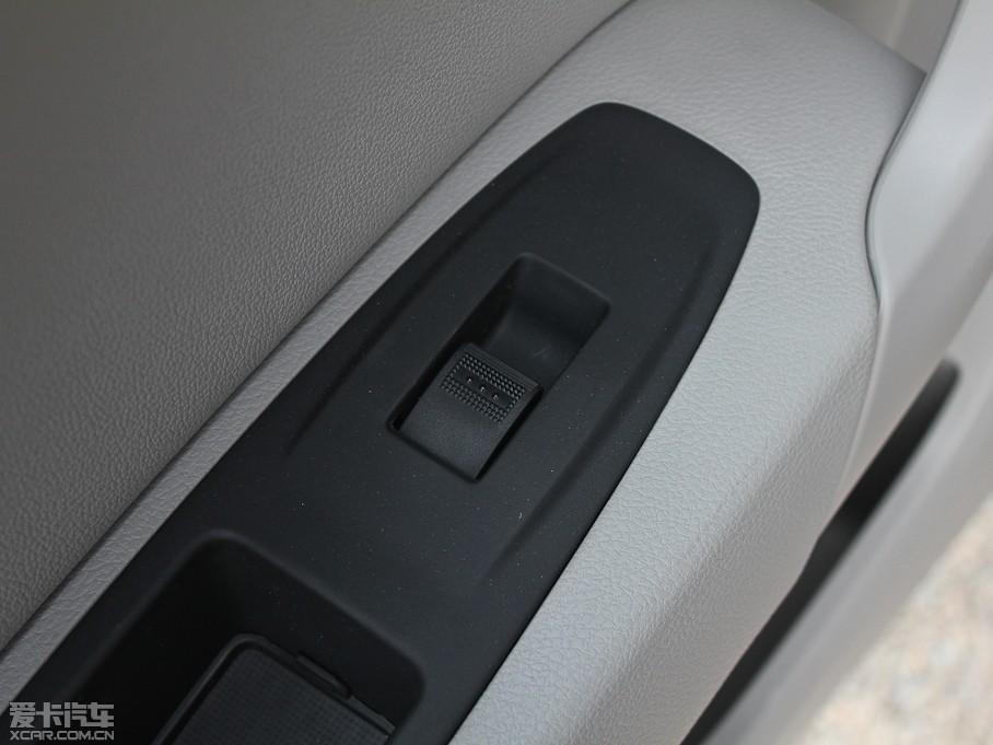 2012vB90 2.0L ք(dng)A