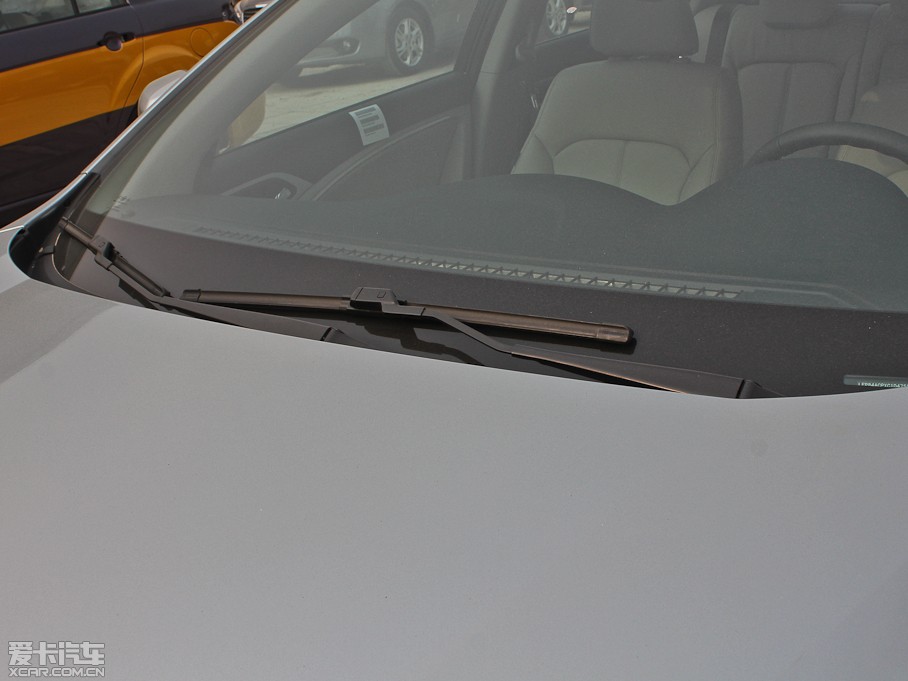 2012vB90 2.0L ԄӺA