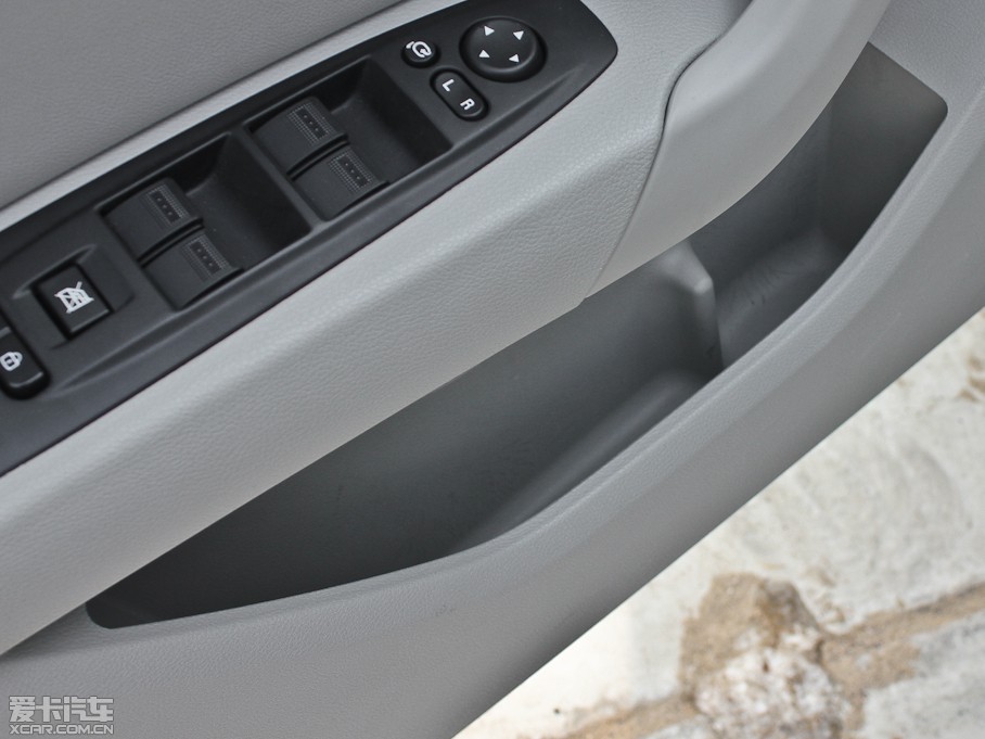 2012vB90 2.0L Ԅ(dng)A